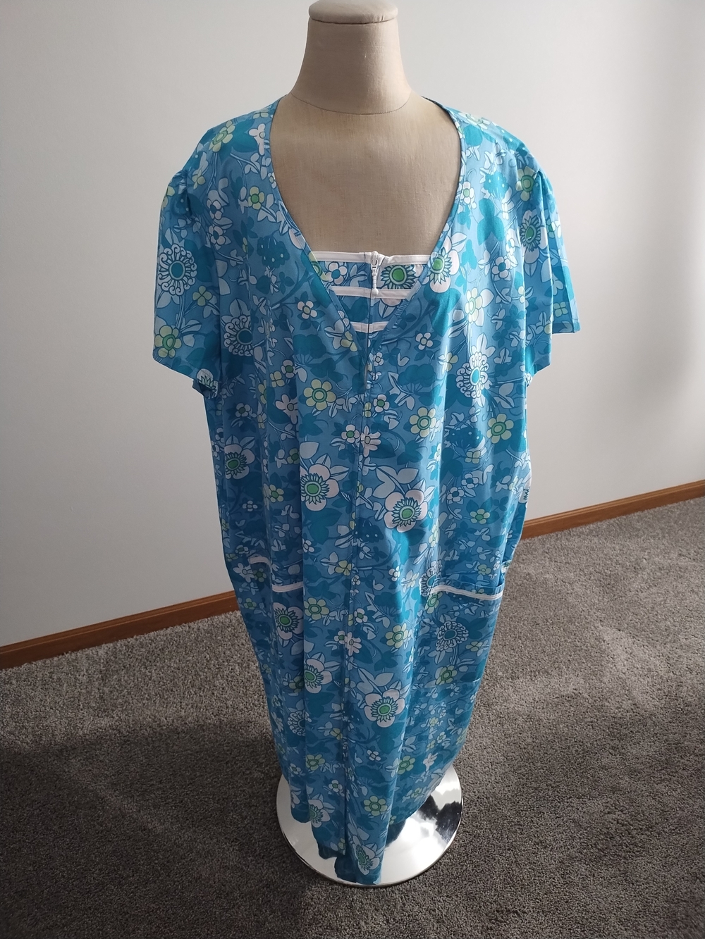 Basic Editions Blue Floral Short-Sleeve Chemise